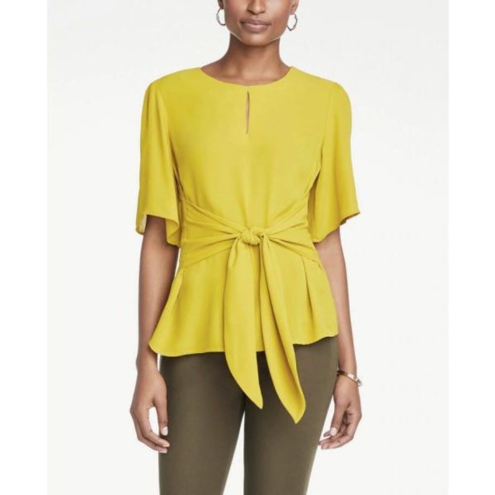 Ann Taylor Keyhole Tie Waist Top M